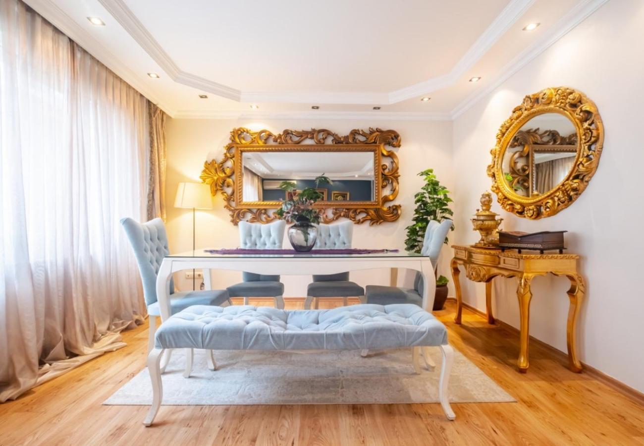Exclusive Flat With Balcony In Nisantasi Apartment Istanbul Exterior photo