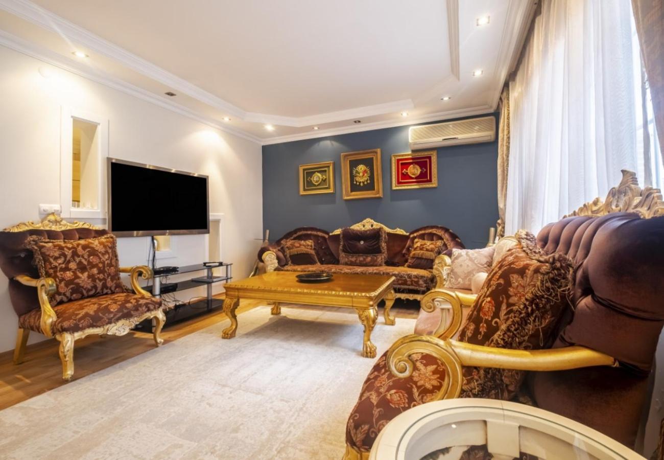 Exclusive Flat With Balcony In Nisantasi Apartment Istanbul Exterior photo